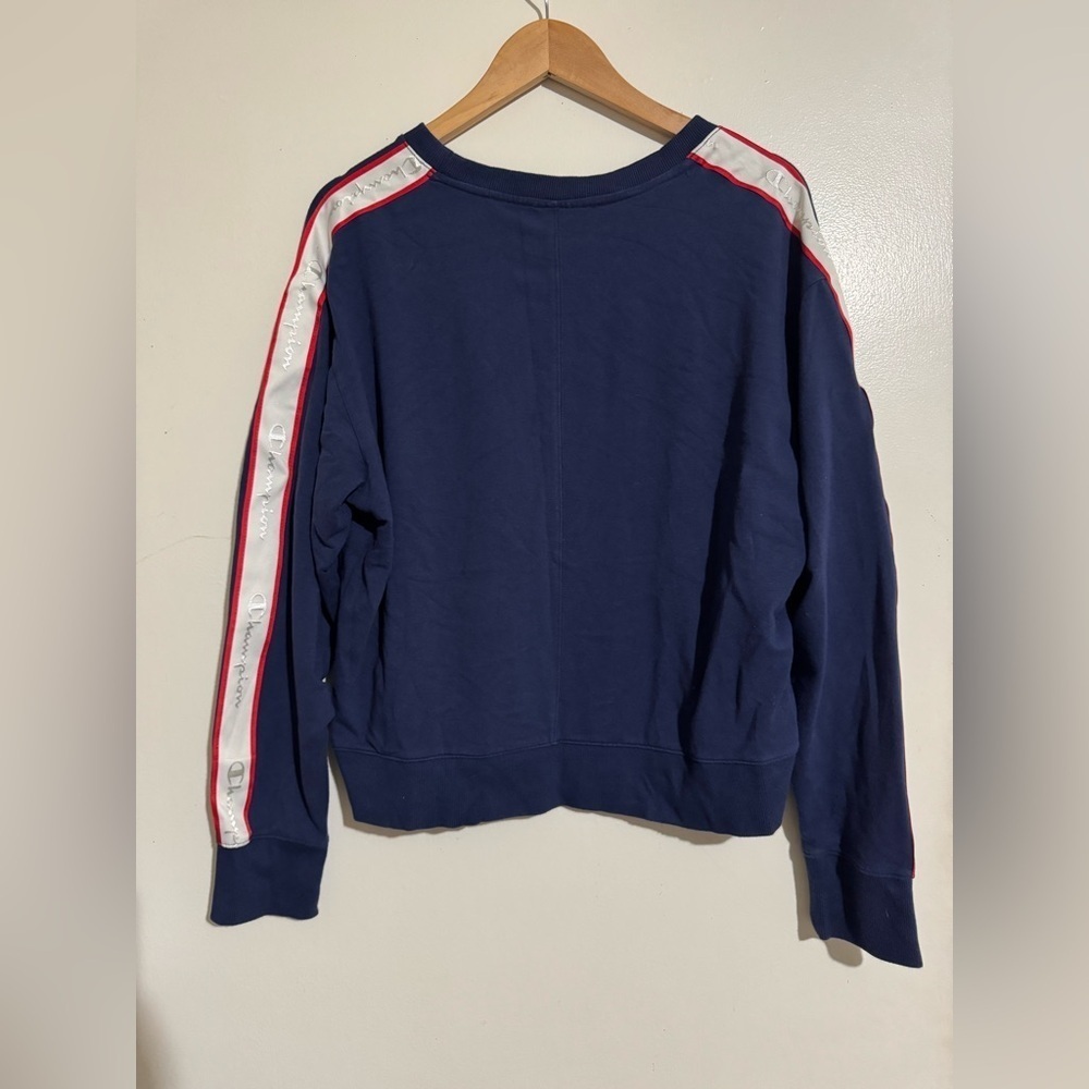 Champion Heritage Crew sweatshirt Dark Blue Crewneck with Red and White Accents - Picture 6 of 7